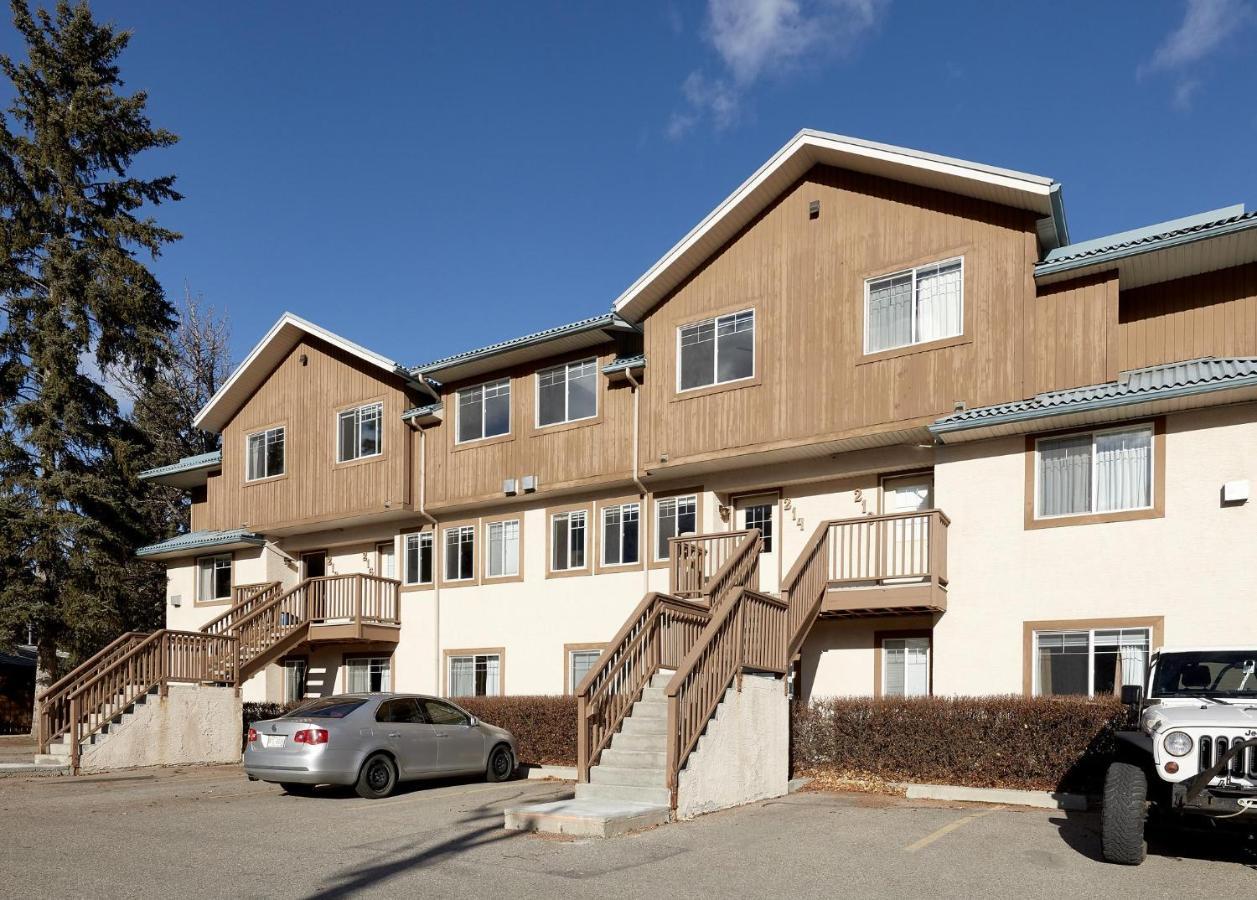 캔모어 Mountain Gate - Pet Friendly 2Br W Mountain Views And Open Hot Tub 빌라 외부 사진